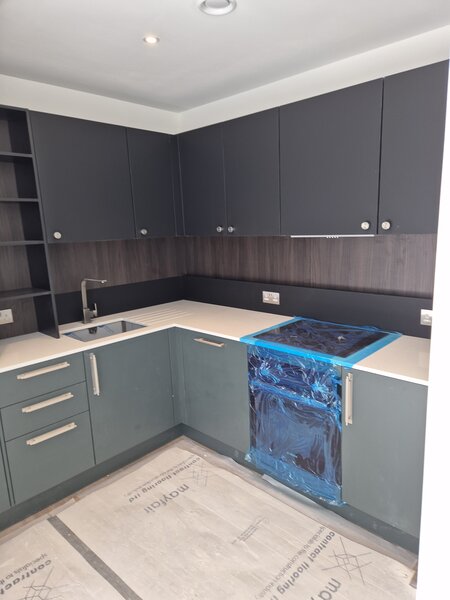 Handyman, electrician, instalator.